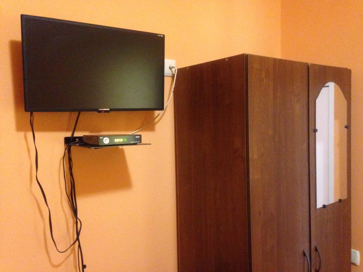 Изабелла Hotel Пицунда Екстериор снимка