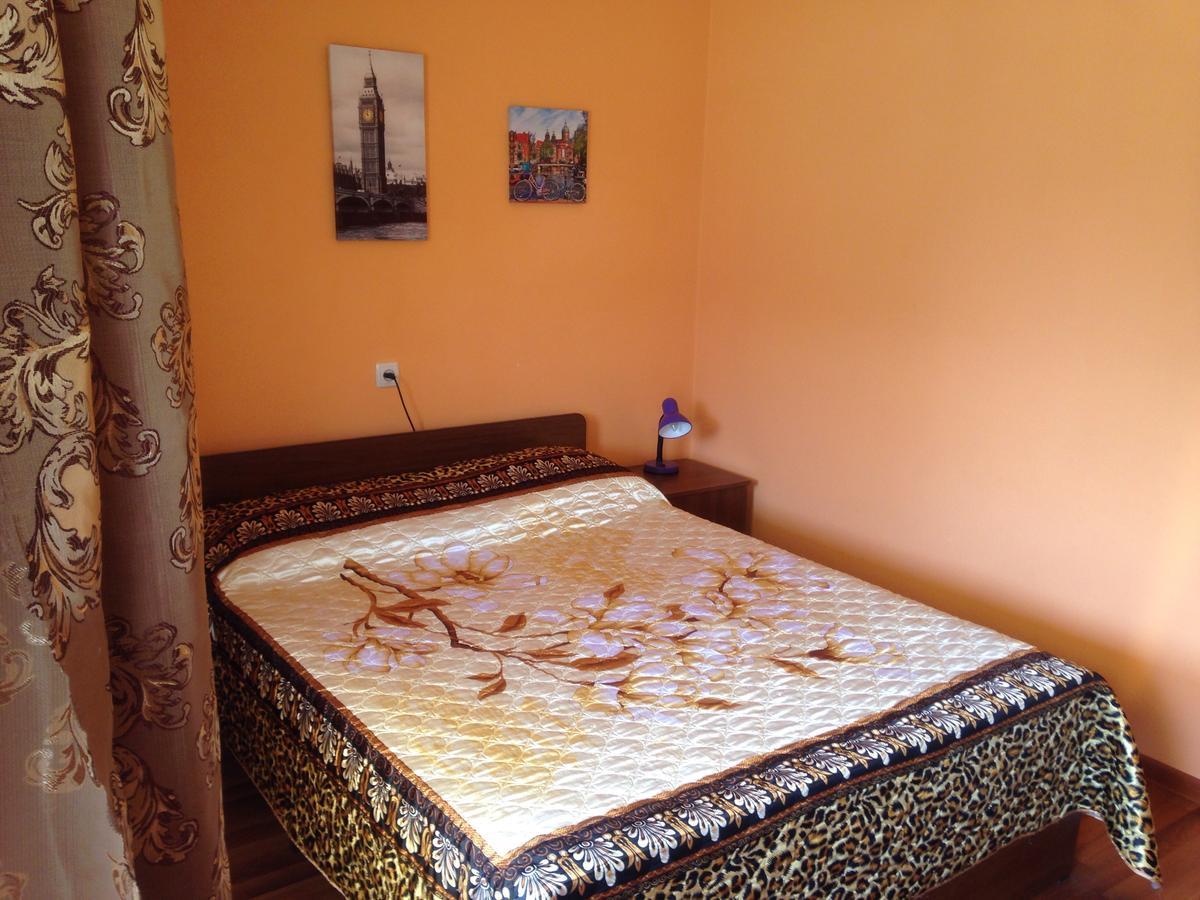 Изабелла Hotel Пицунда Екстериор снимка