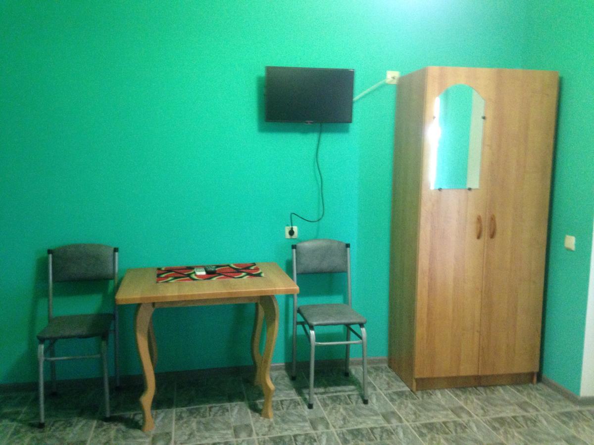 Изабелла Hotel Пицунда Екстериор снимка