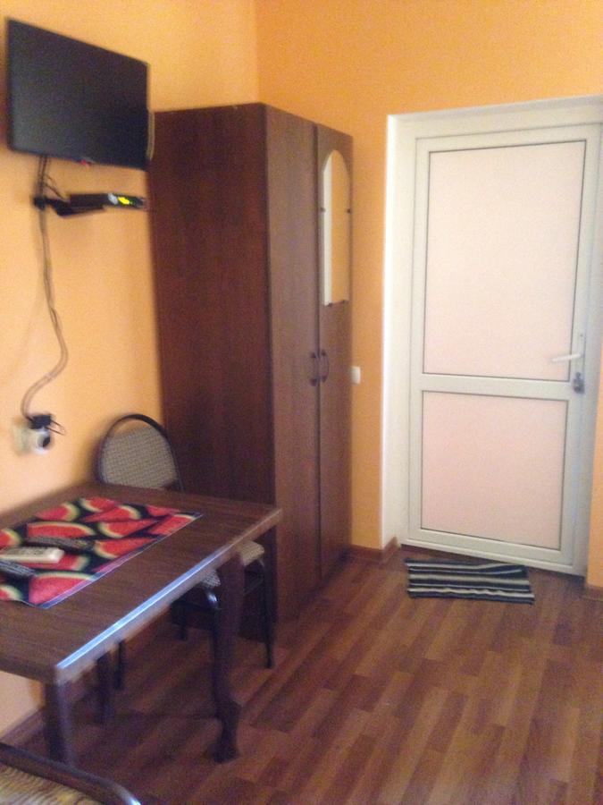 Изабелла Hotel Пицунда Екстериор снимка